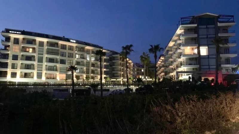 Møbleret 3+1 duplexlejlighed med have i Aqua Residence