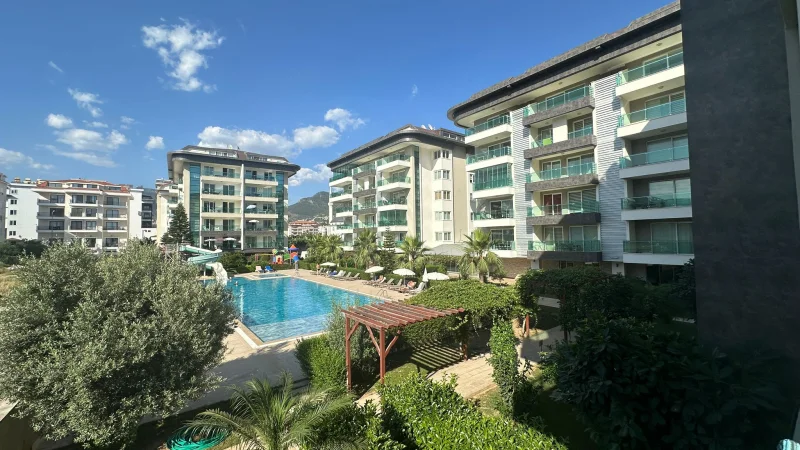 Alanya'da Deniz Manzaralı 1+1 Daire