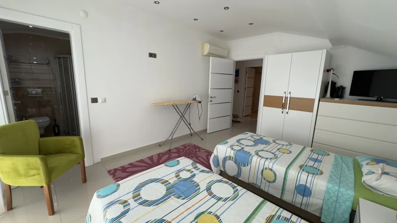 4+1 Apartment with Sea View in Alanya