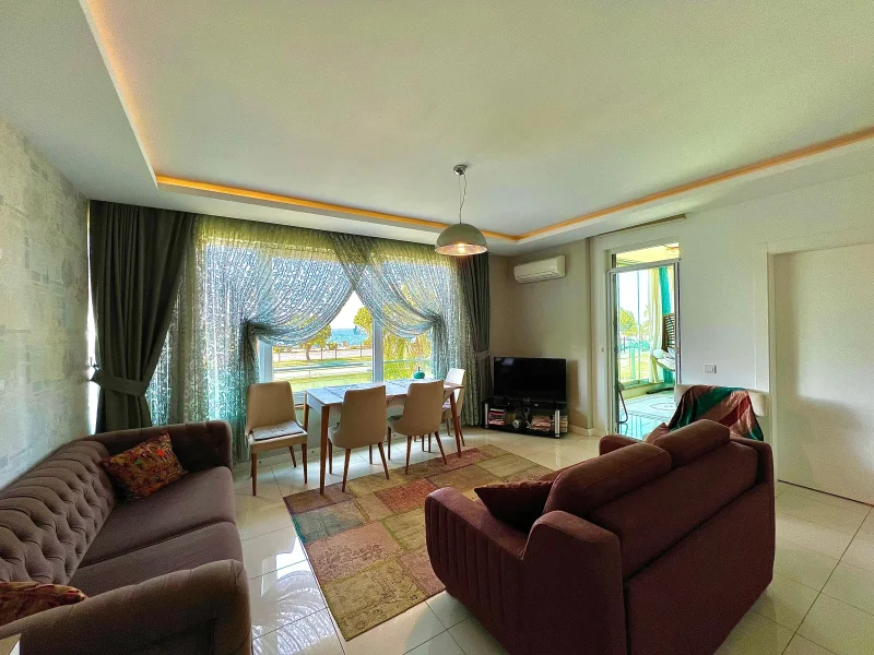 Alanya'da Deniz Manzaralı 1+1 Daire