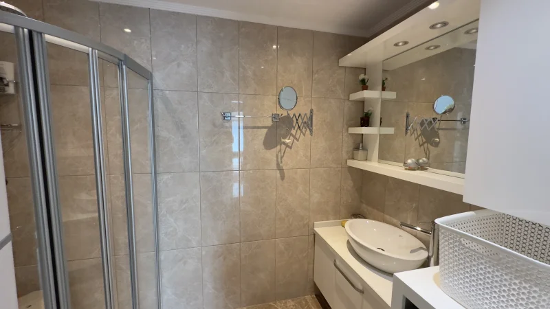 4+1 Apartment with Sea View in Alanya
