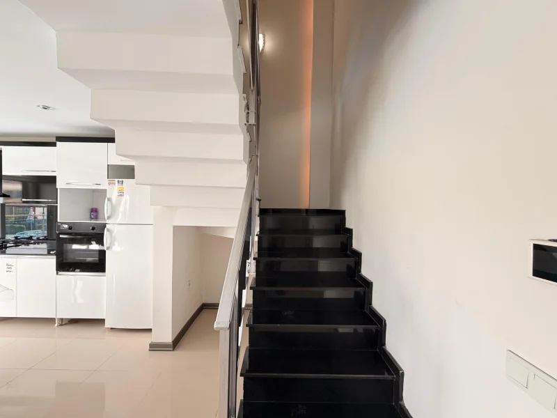 Trädgårdsduplex 2+1 Till Salu i Alanya