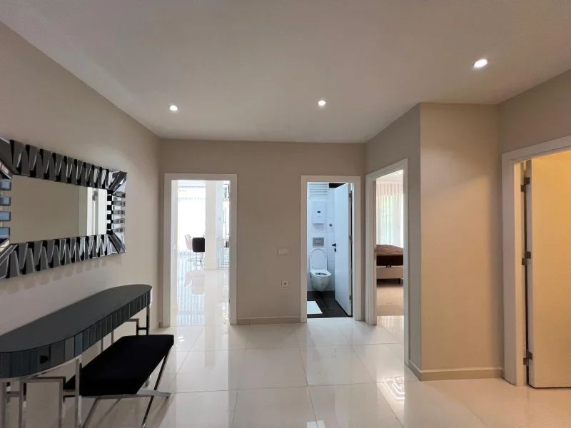 Møbleret 3+1 duplexlejlighed med have i Aqua Residence