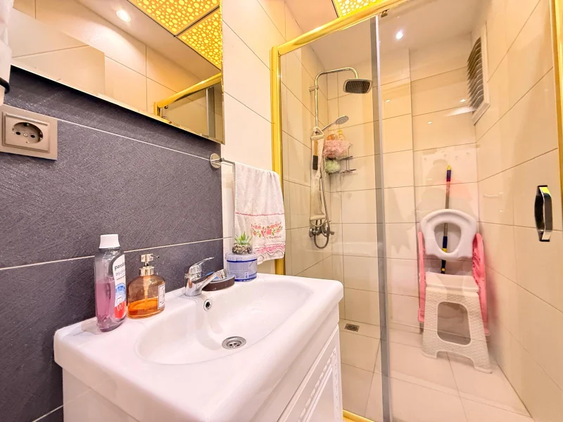 Zum Verkauf stehende 5+1 Wohnung in Alanya