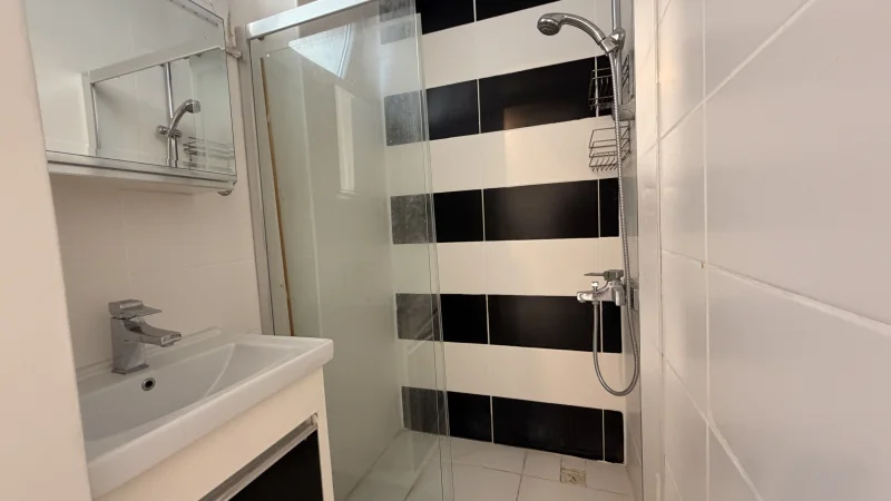 Alanya'da Satılık Denize Sıfır 3+1 Daire