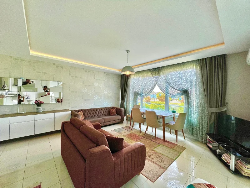 Alanya'da Deniz Manzaralı 1+1 Daire