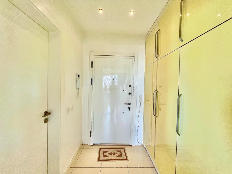Alanya'da Deniz Manzaralı 1+1 Daire