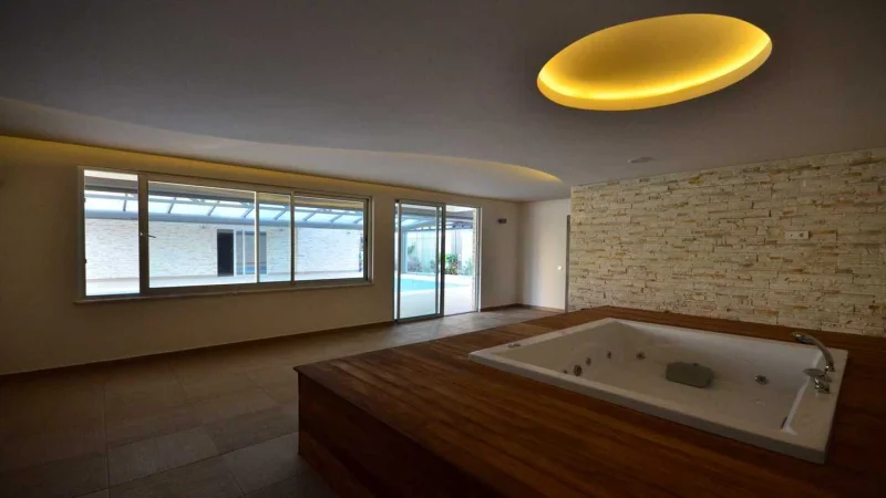 Alanya'da Deniz Manzaralı 1+1 Daire