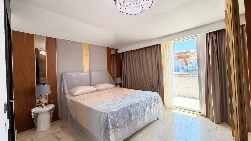 Zum Verkauf stehende 2+1 Wohnung direkt am Meer in Alanya