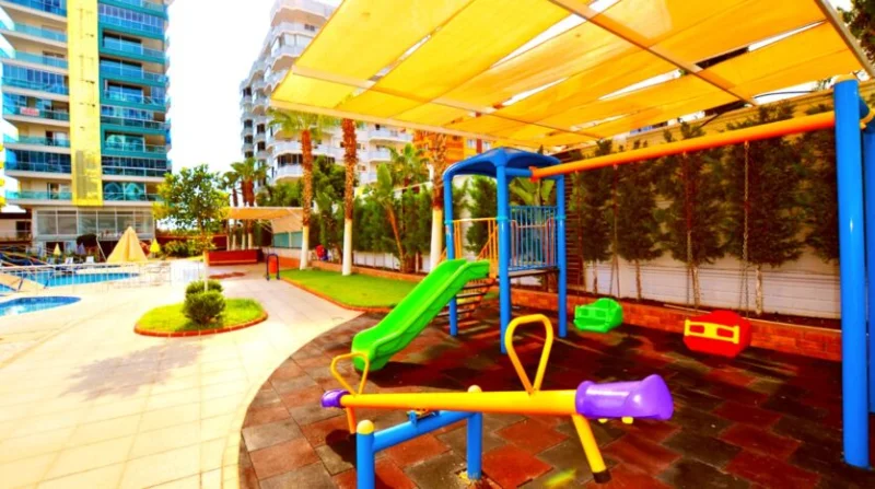 Zero Distance to Sea 1+1 Apartment in Alanya, Mahmutlar