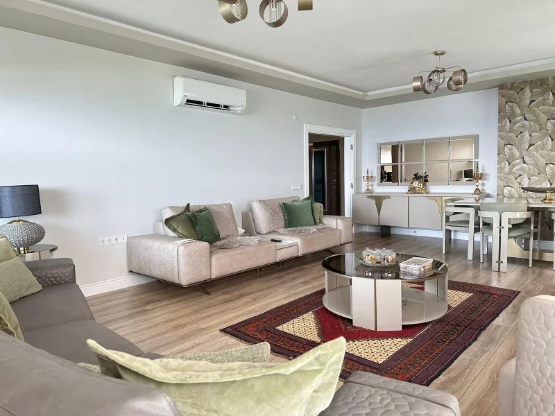 Alanya, Kestel'de Deniz Manzaralı 6+1 Daire