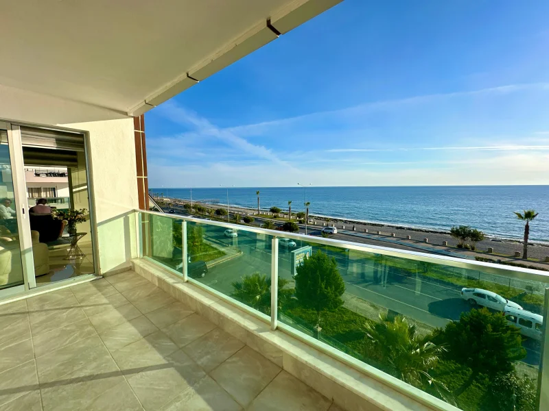2+1 Sea View Apartment at Gold Castle