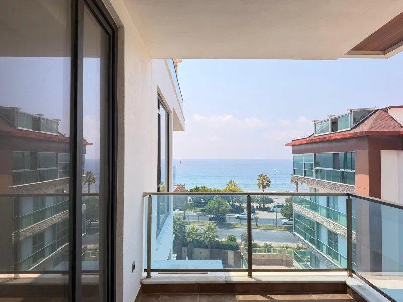 Alanya, 4+1 Lägenhet på Arnelya Beach Residence