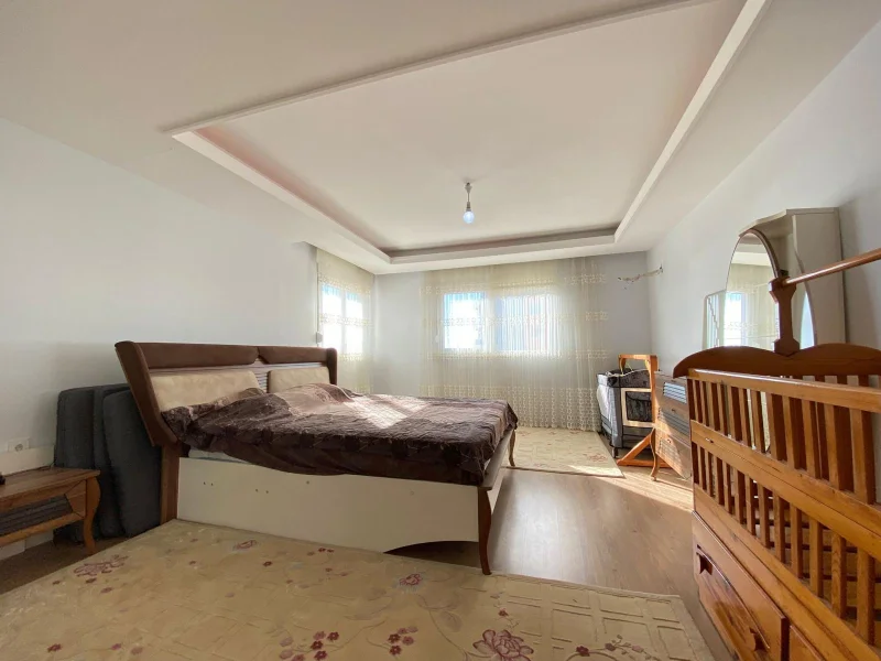 4+1 Apartment in Yeni Dünya Residence, Alanya
