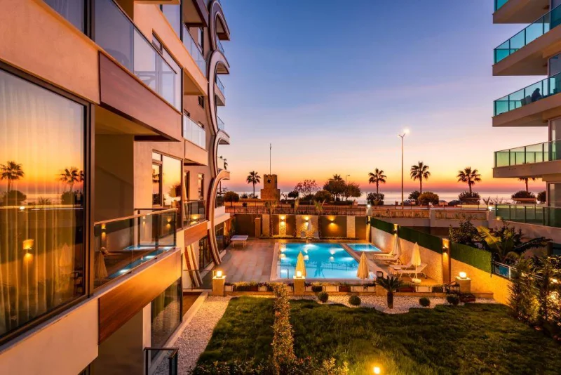 Alanya, 4+1 Lägenhet på Arnelya Beach Residence