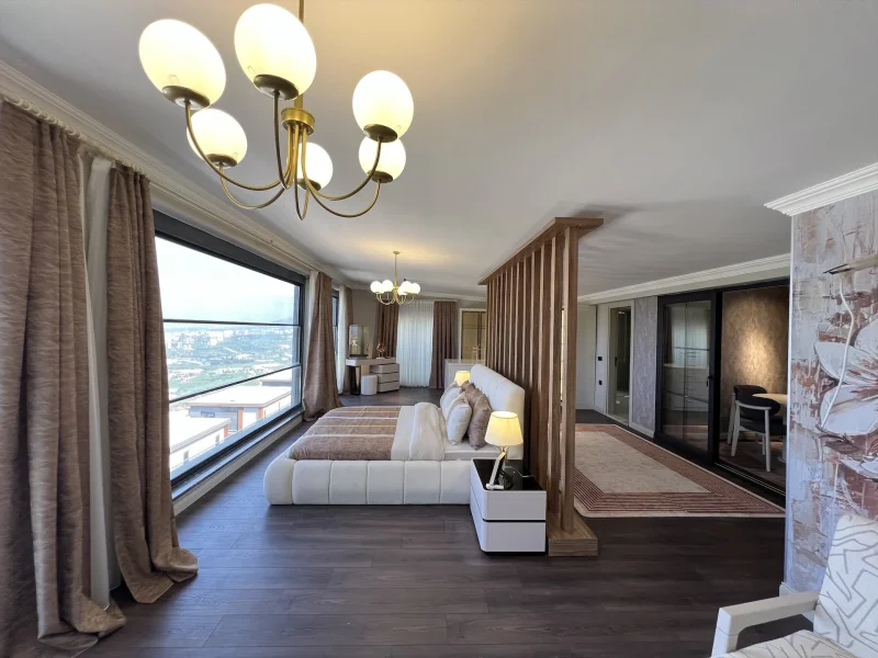Villa 4+1 med panoramisk havsutsikt i Olimp City