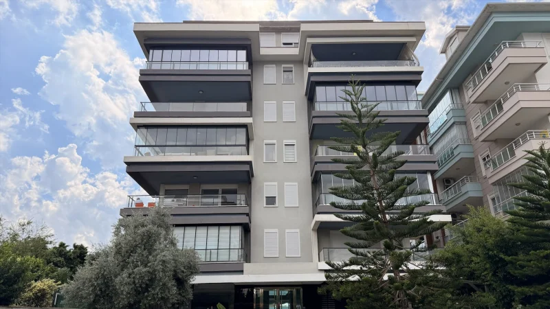 1+1 Apartment at Küçüker Sea Star on the Kestel Seafront