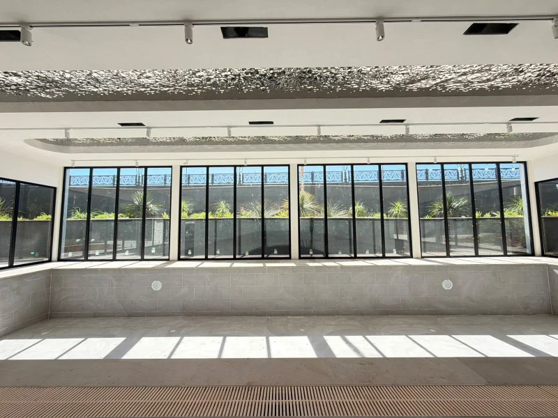 1+1 Wohnung mit Meerblick im Küçüker Palazzo