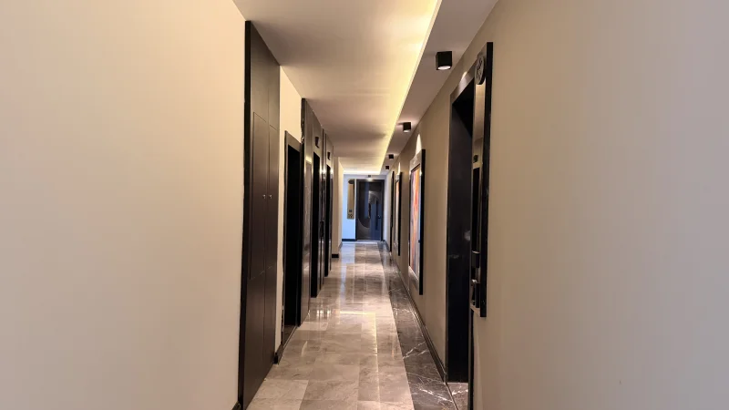 1+1 Wohnung mit Meerblick im Küçüker Palazzo
