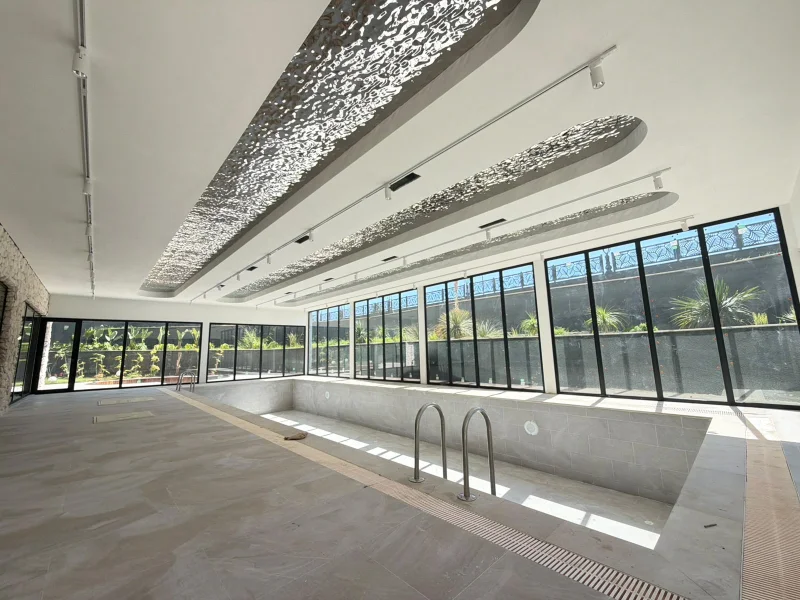 1+1 Wohnung mit Meerblick im Küçüker Palazzo