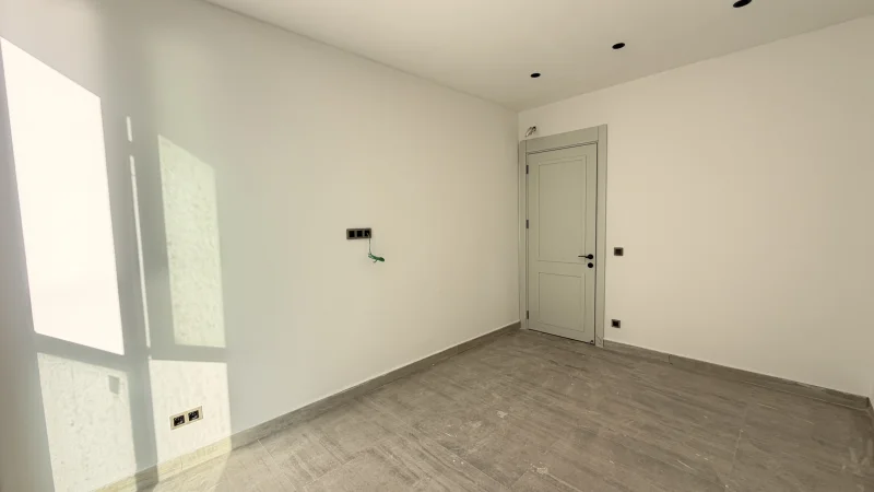 1+1 Wohnung mit Meerblick im Küçüker Palazzo