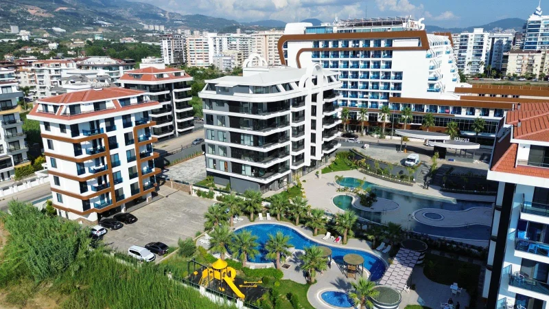 1+1 Wohnung mit Meerblick im Küçüker Palazzo