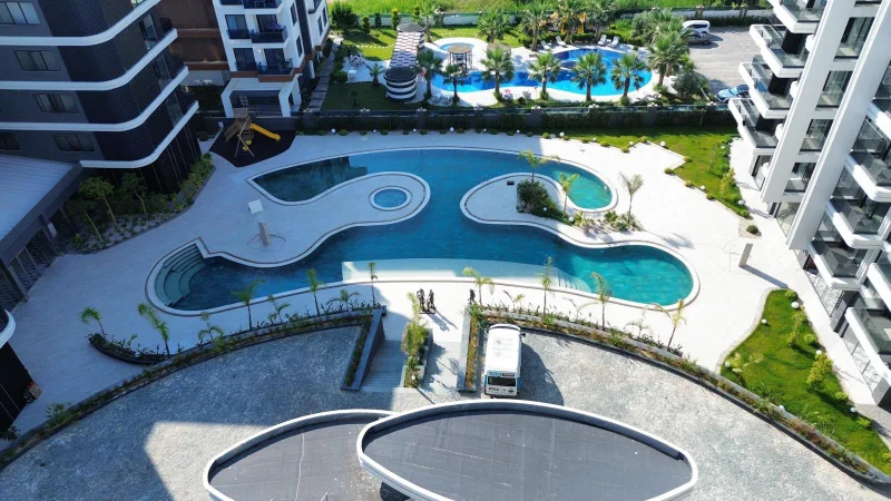 1+1 Wohnung mit Meerblick im Küçüker Palazzo