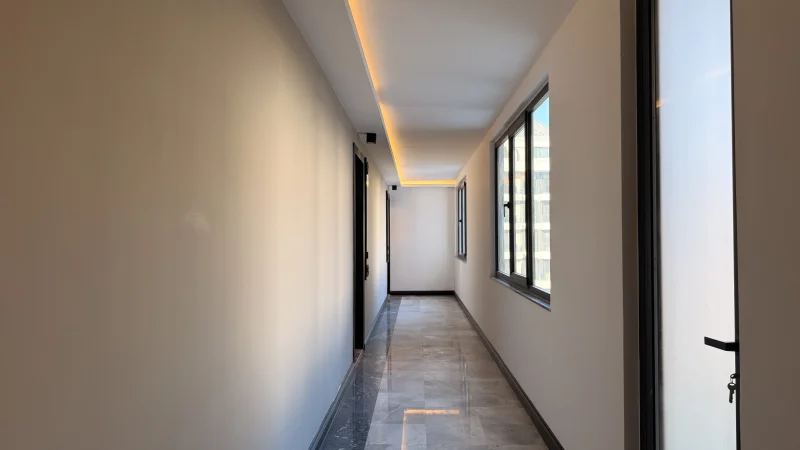 1+1 Wohnung mit Meerblick im Küçüker Palazzo