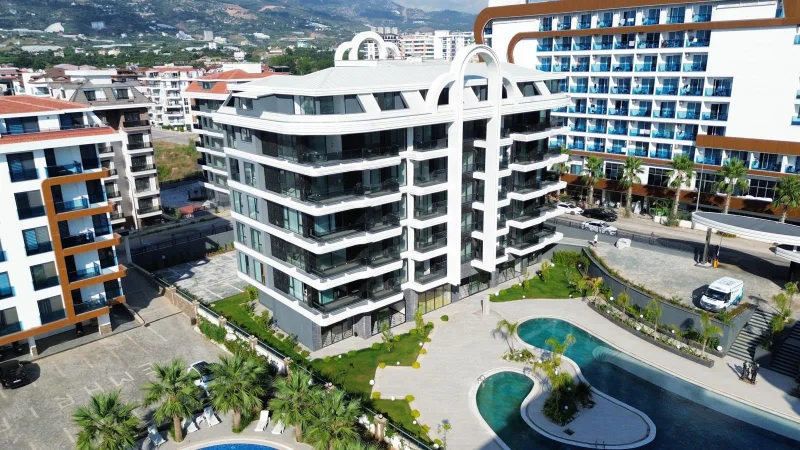 1+1 Wohnung mit Meerblick im Küçüker Palazzo