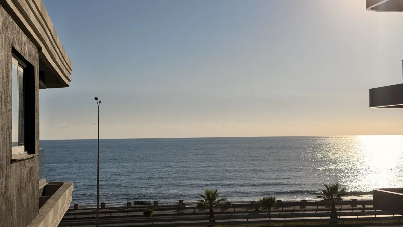 1+1 Wohnung mit Meerblick im Küçüker Palazzo