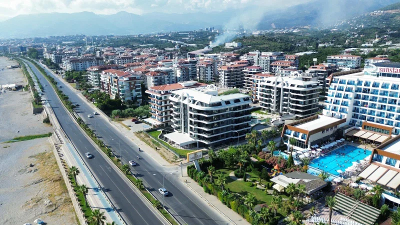 1+1 Wohnung mit Meerblick im Küçüker Palazzo