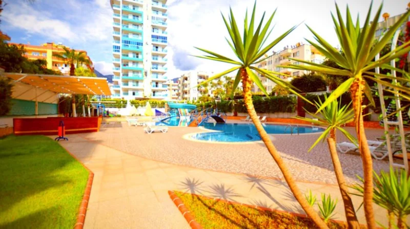 Квартира 1+1 с видом на море в Empire Residence