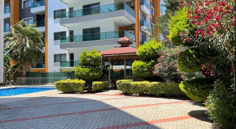 Möblerad 2+1-lägenhet till salu i komplexet Kestel Deluxe i Alanya