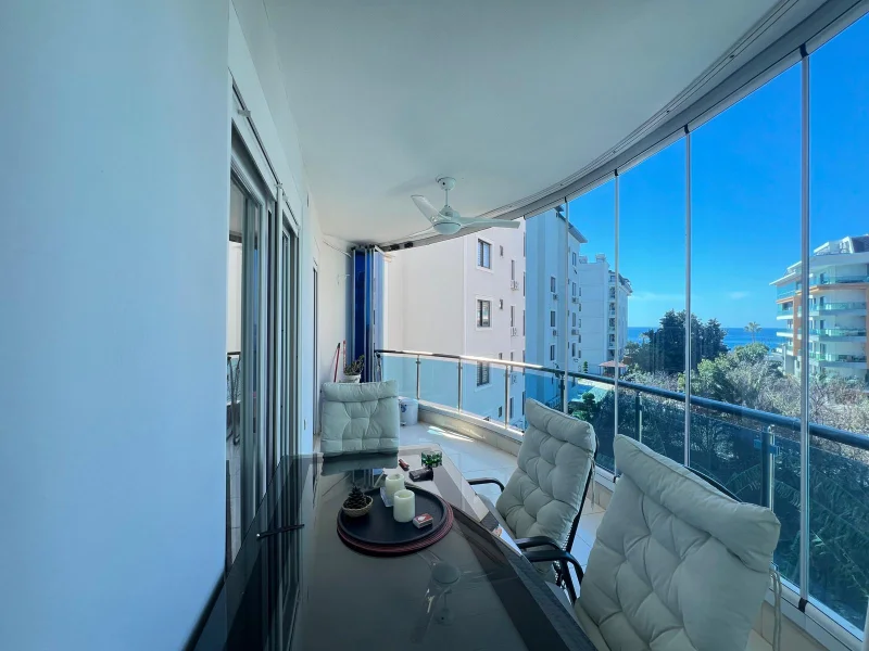 Möblerad 2+1-lägenhet till salu i komplexet Kestel Deluxe i Alanya