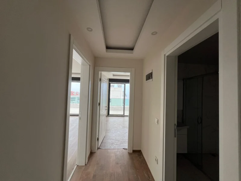 Duplexlejlighed 5+1 til salg direkte ved havet i Kestel, Alanya