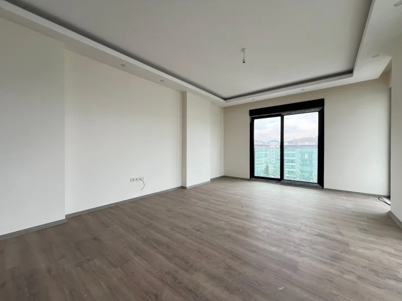 Duplexlejlighed 5+1 til salg direkte ved havet i Kestel, Alanya
