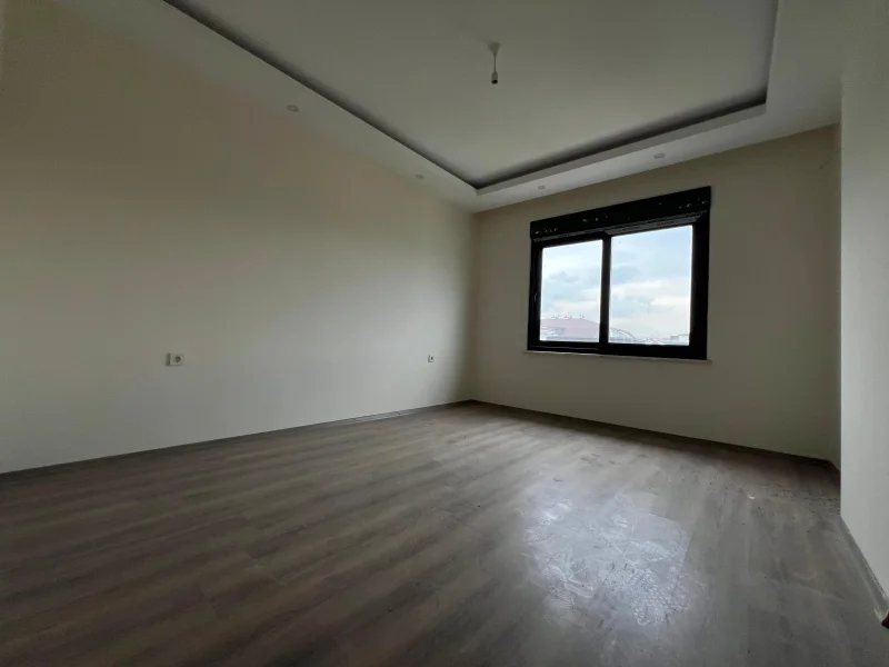 Duplexlejlighed 5+1 til salg direkte ved havet i Kestel, Alanya